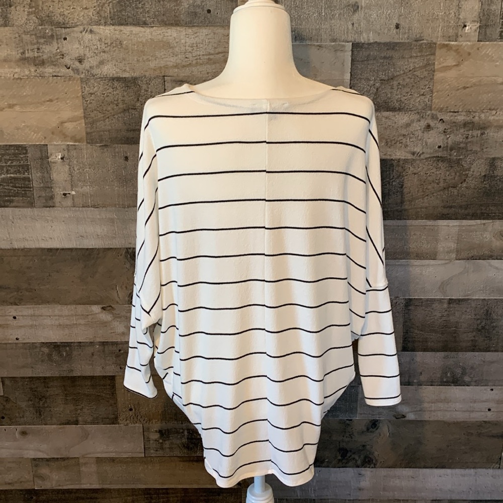 Lulus Oversized Striped Top - Picture 2 of 16